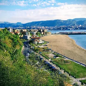 En La Playa Con Parking Privado , Getxo España