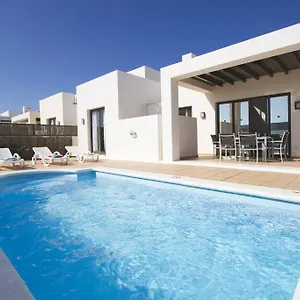 Ereza Buganvillas , Playa Blanca (Lanzarote) España